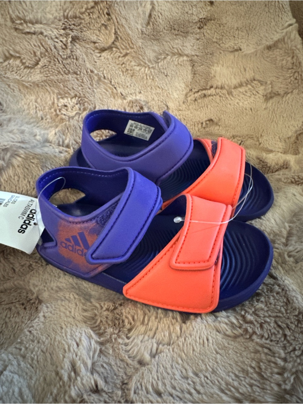 Adidas Altaswim slides